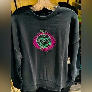 Disney Parks Evil Queen Pullover Sweatshirt Crewneck Snow White Halloween NWT